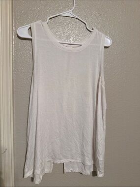 Halogen White Scoop Neck Tank Top